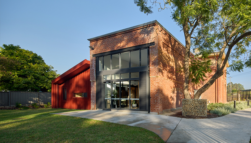 Open outdoor areas surround The PumpHouse Albury