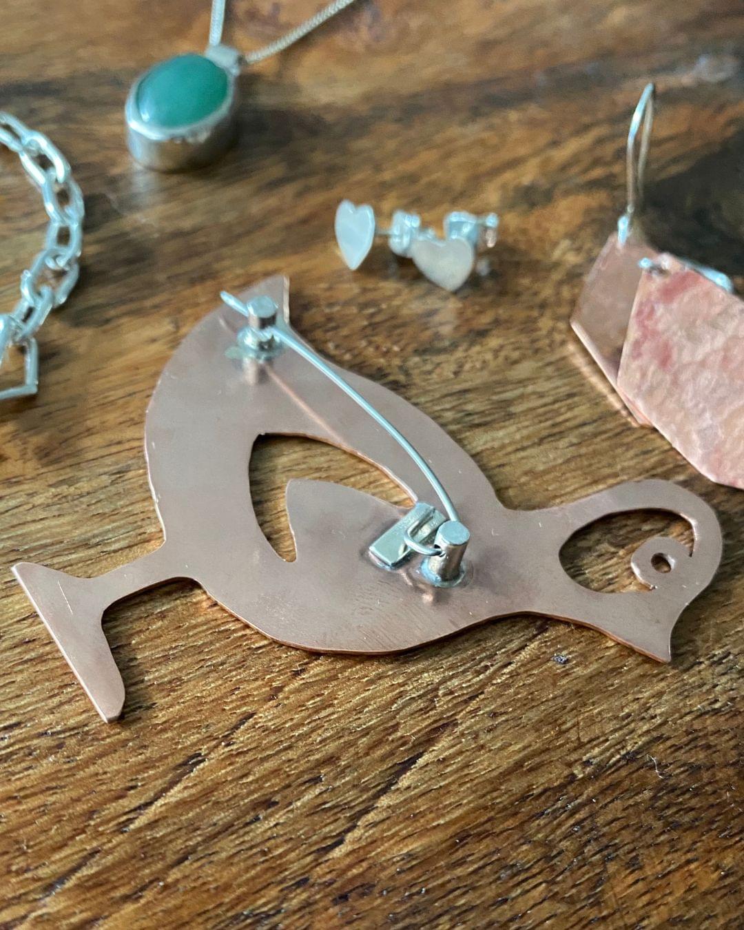 Silversmithing for intermediates: Brooch making